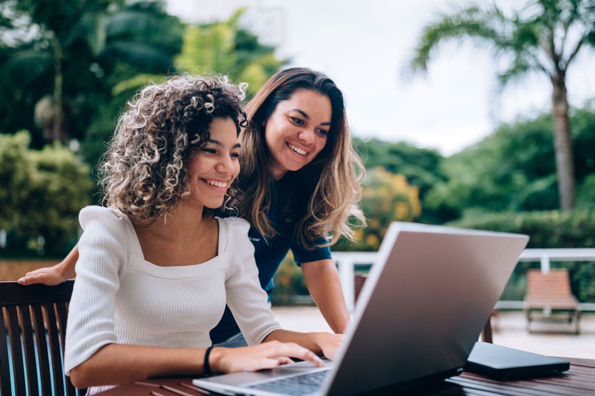 Best Online Colleges that Accept FAFSA for 2025
