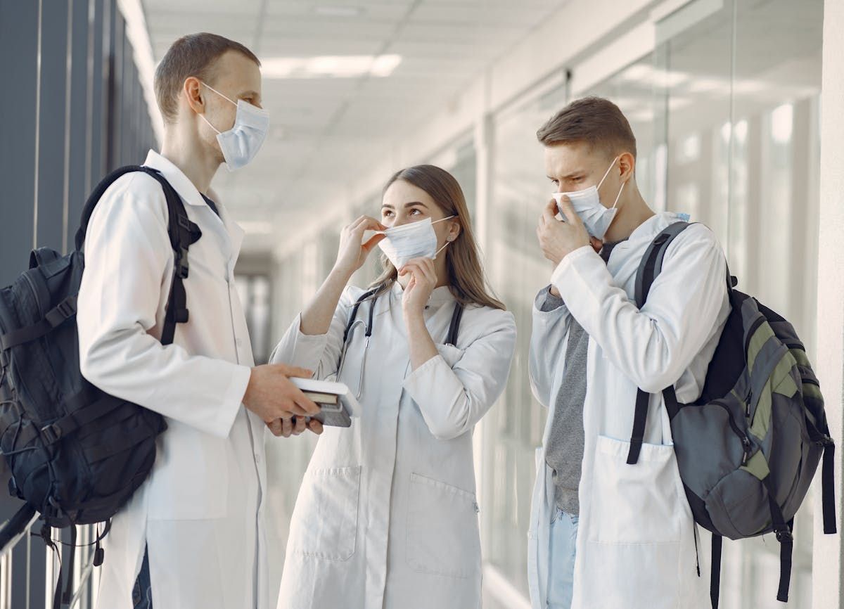 2027 Easiest Healthcare Degree Programs thumbnail