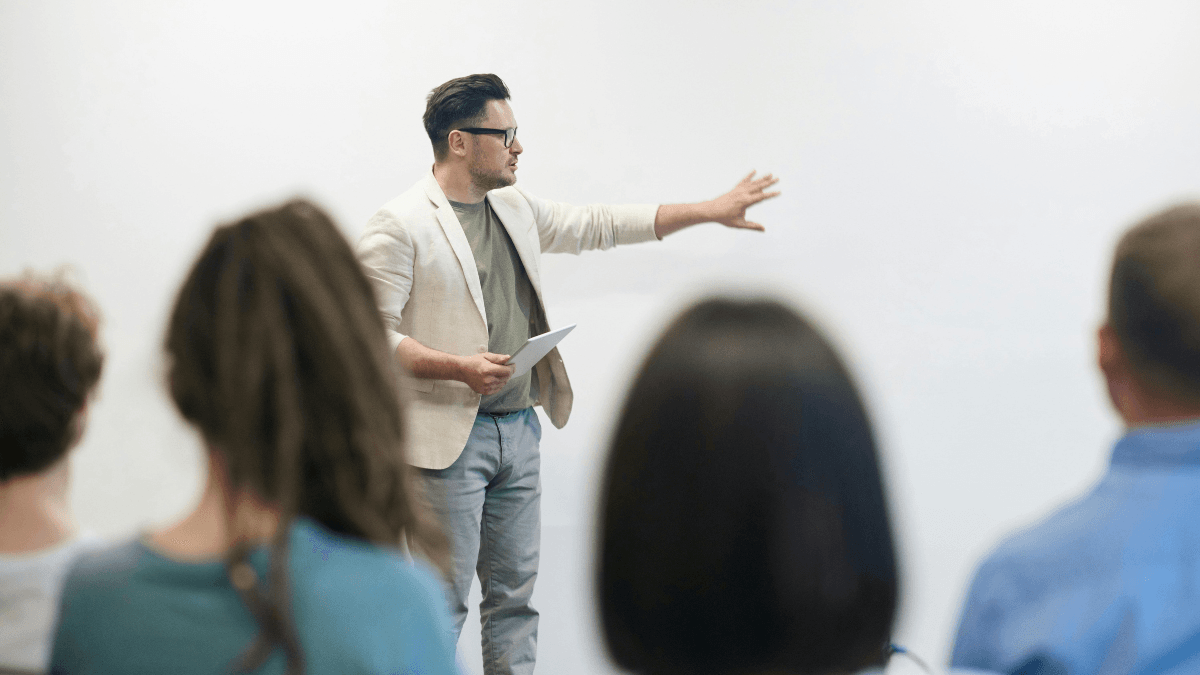2027 EdS vs. EdD Degrees: Explaining the Difference thumbnail