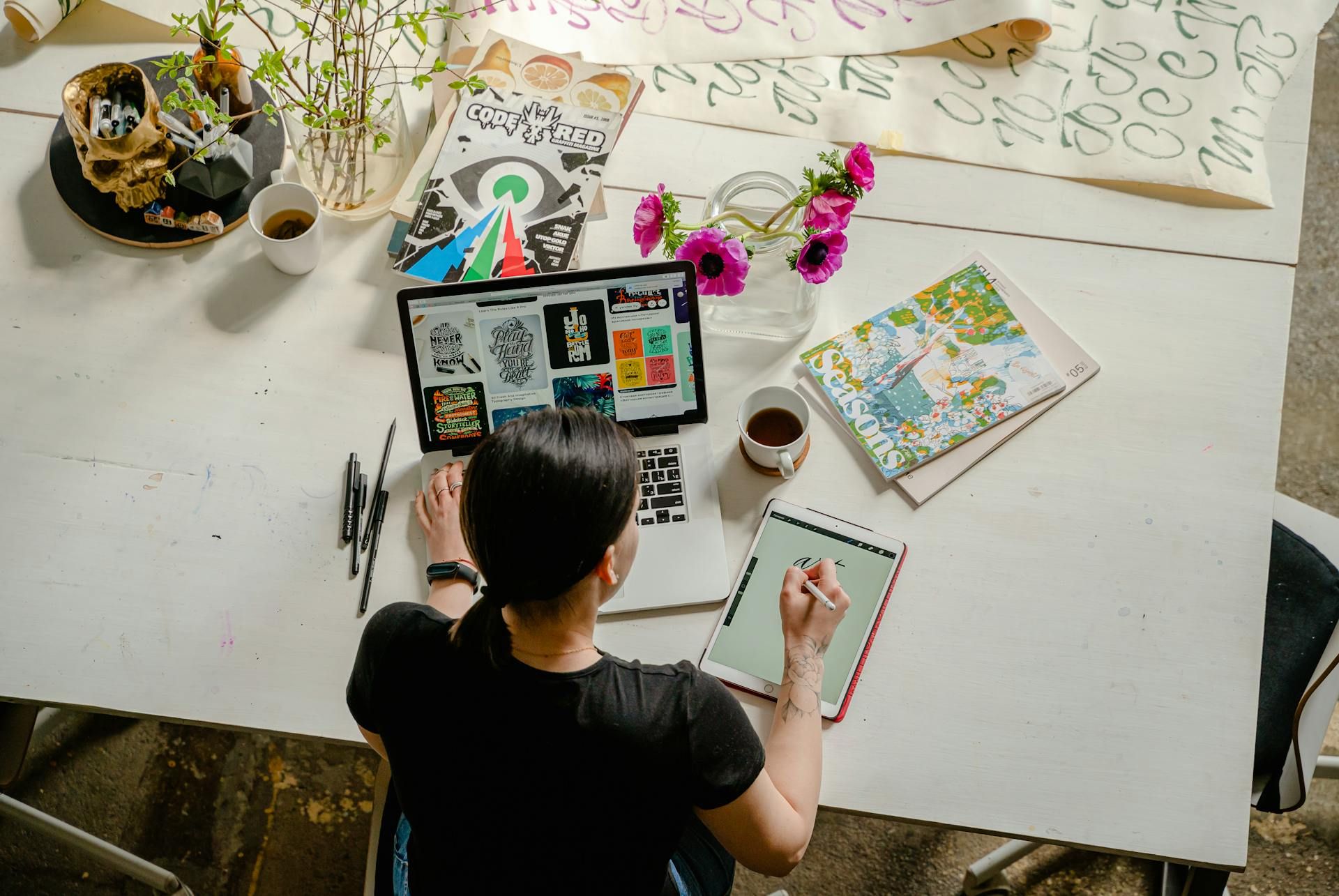2027 Fastest Online Graphic Design Degree Programs thumbnail