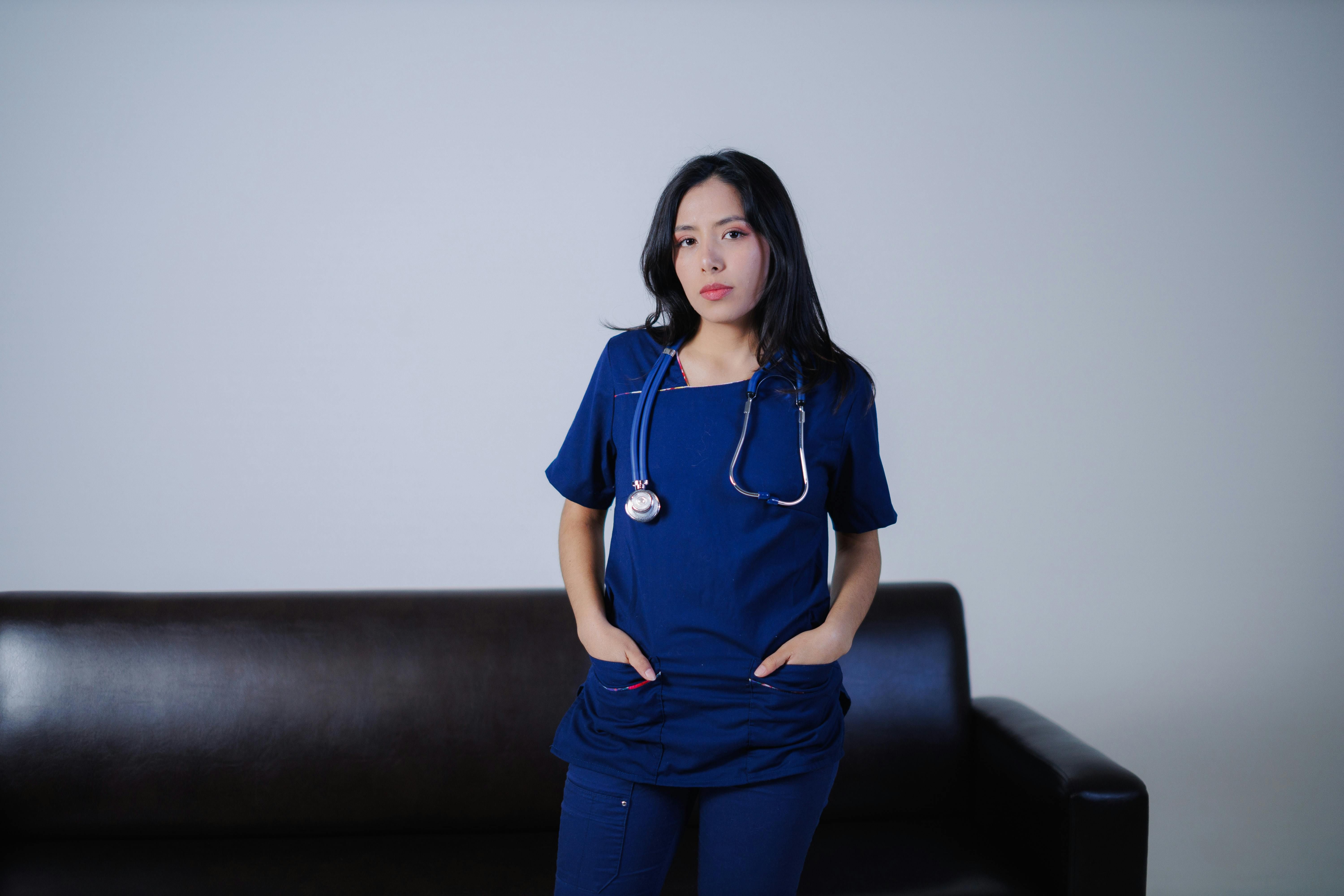 2027 How To Become a Clinical Nurse Specialist: Salary & Career Paths thumbnail