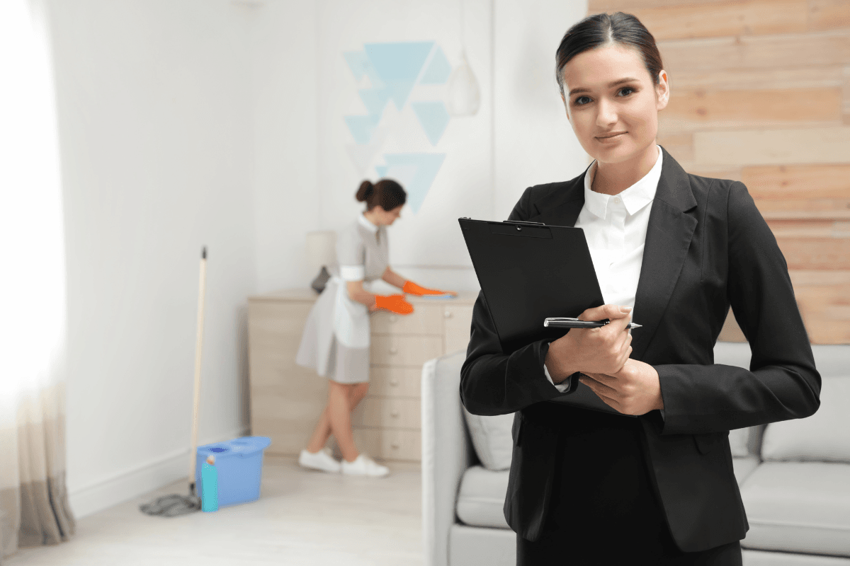 2027 How to Become a Health Unit Coordinator: Salary & Career Paths thumbnail