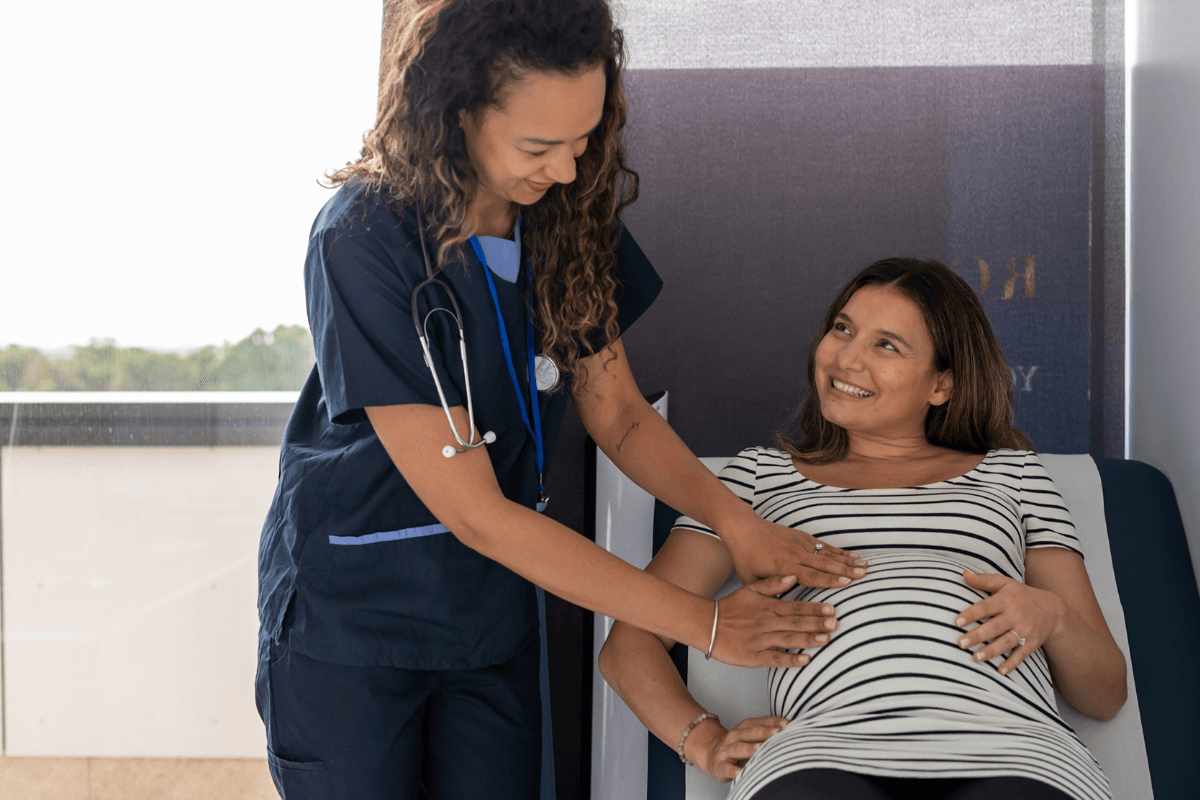 2027 How to Become a Midwife: Salary & Career Paths thumbnail