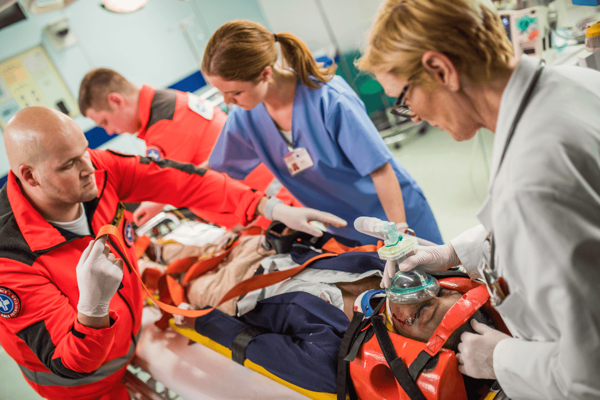 2027 How to Become a Trauma Nurse: Salary & Career Paths thumbnail