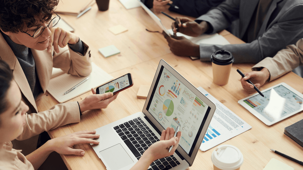 2027 How To Become an Environmental Data Analyst? Salary & Career Paths thumbnail