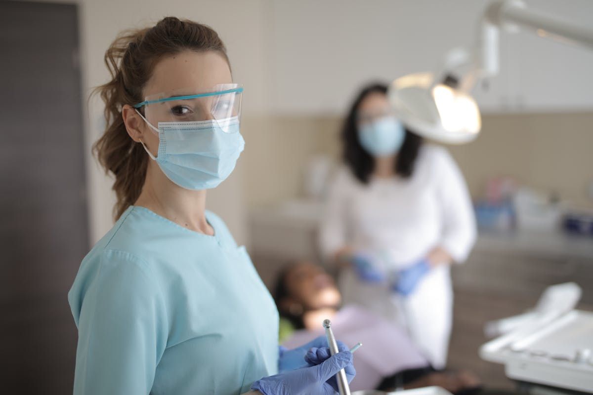 2027 How to Become a Dental Hygienist thumbnail