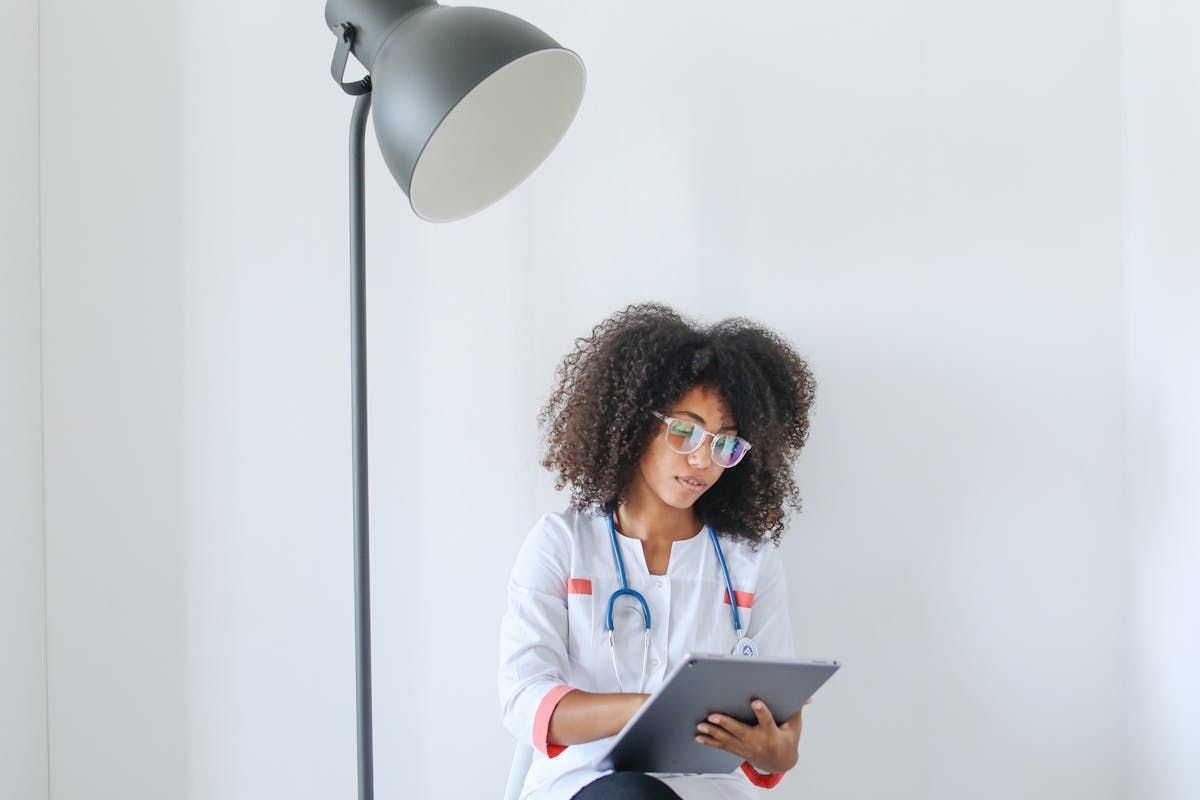 2027 Master's in Health Informatics Salary thumbnail