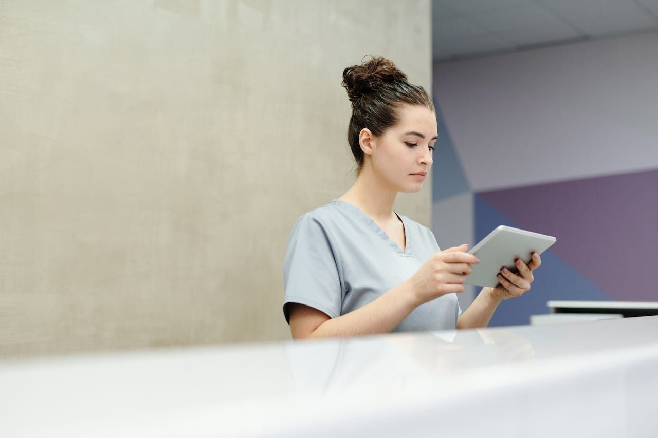 2027 Medical Administrative Assistant Salary thumbnail