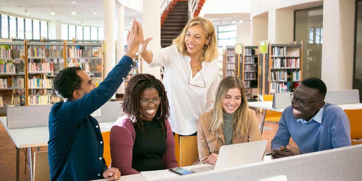 8 Best College Admissions Consultants Ranking for 2027 thumbnail