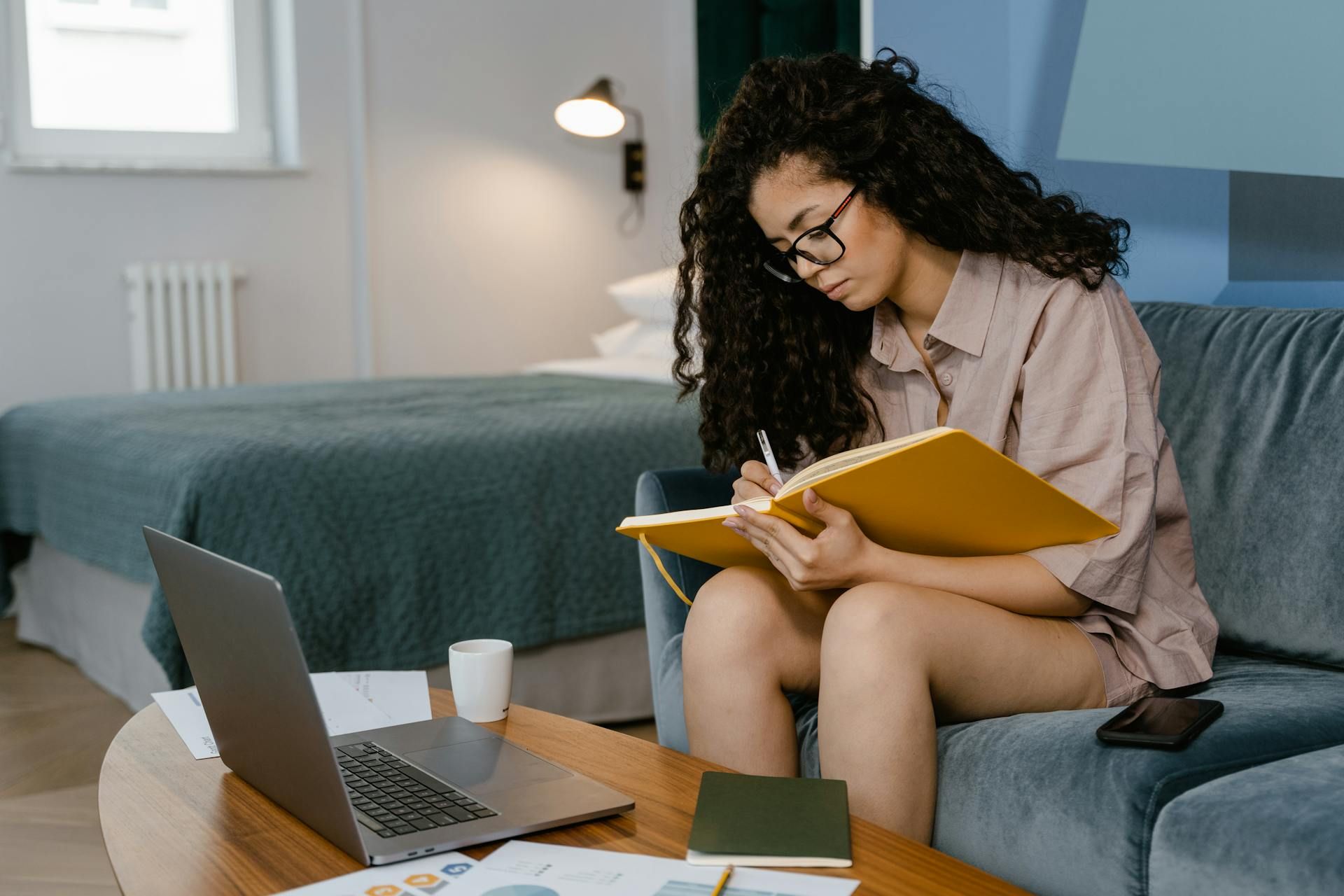 2027 Most Affordable Online MBA in Business Analytics Degree Programs thumbnail