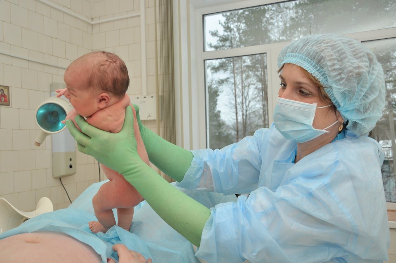 2027 Average Neonatal Nurse Salary by State: How Much Do Neonatal Nurses Make? thumbnail