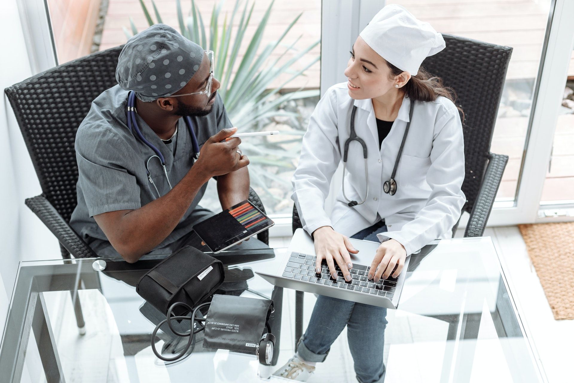 18 Best RN to BSN Programs With No Clinicals for 2025