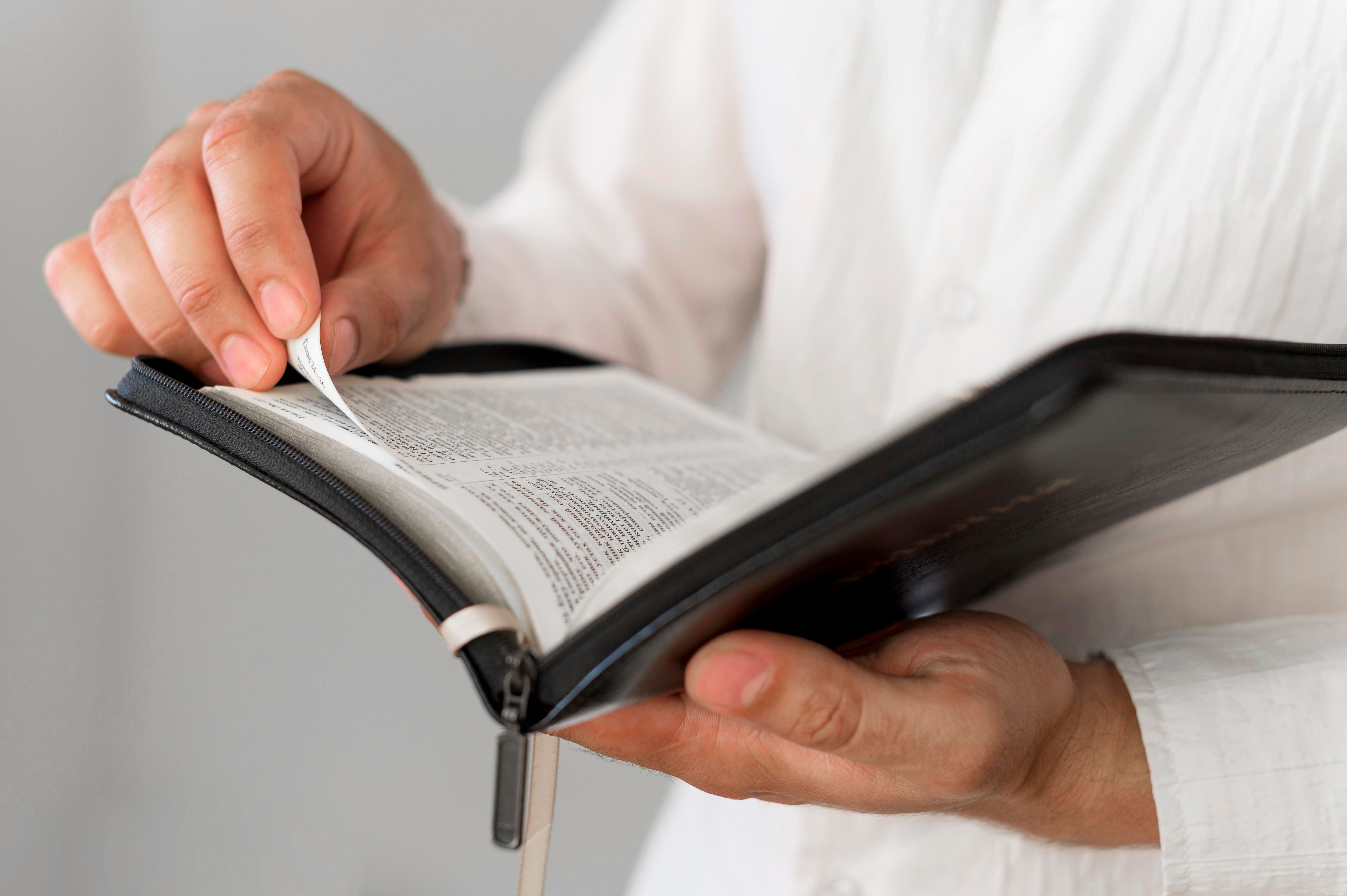 2027 Best Online Theology Degree Programs thumbnail