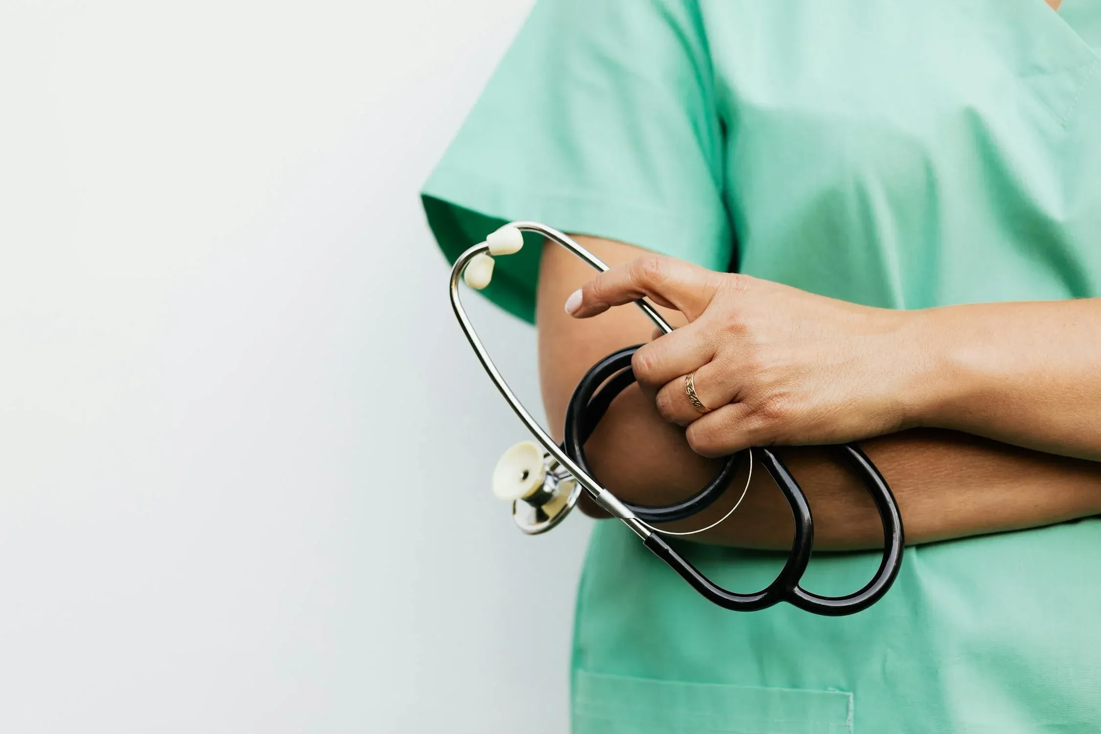 2027 Can Medical Assistants Draw Blood? State-by-State Analysis thumbnail