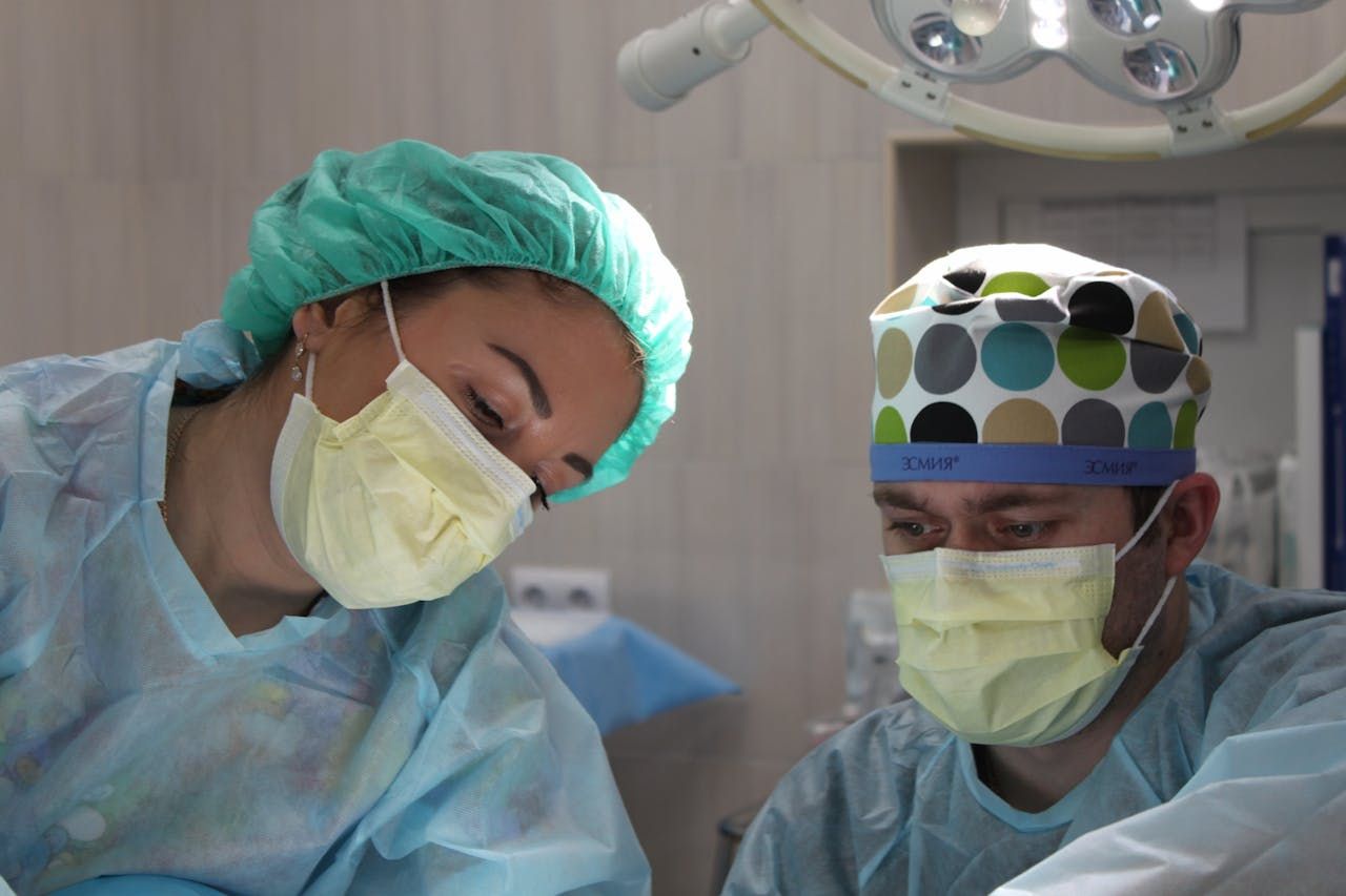 2027 How to Become a Neurologist thumbnail