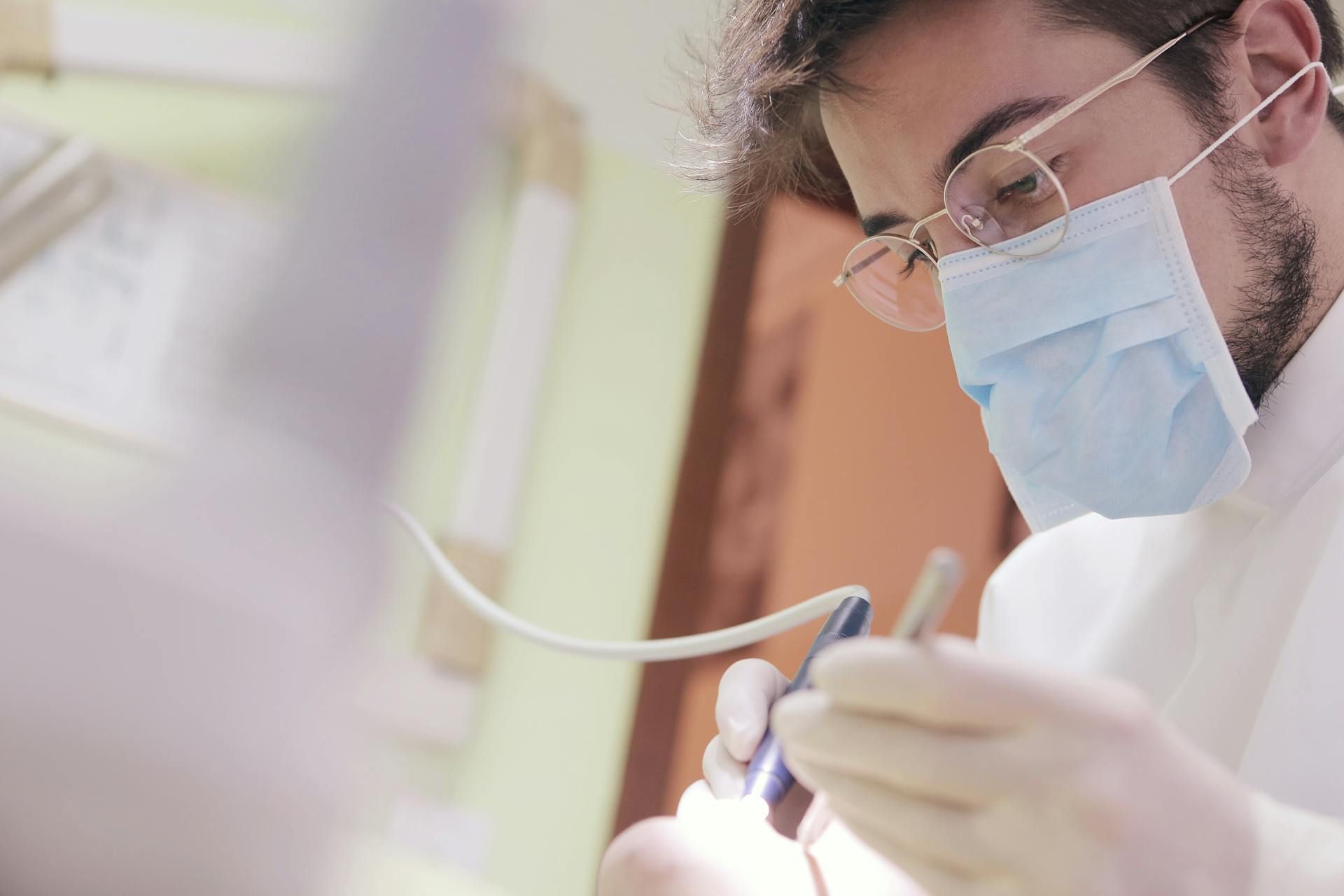 2027 Fastest Online Associate's in Surgical Tech Programs thumbnail