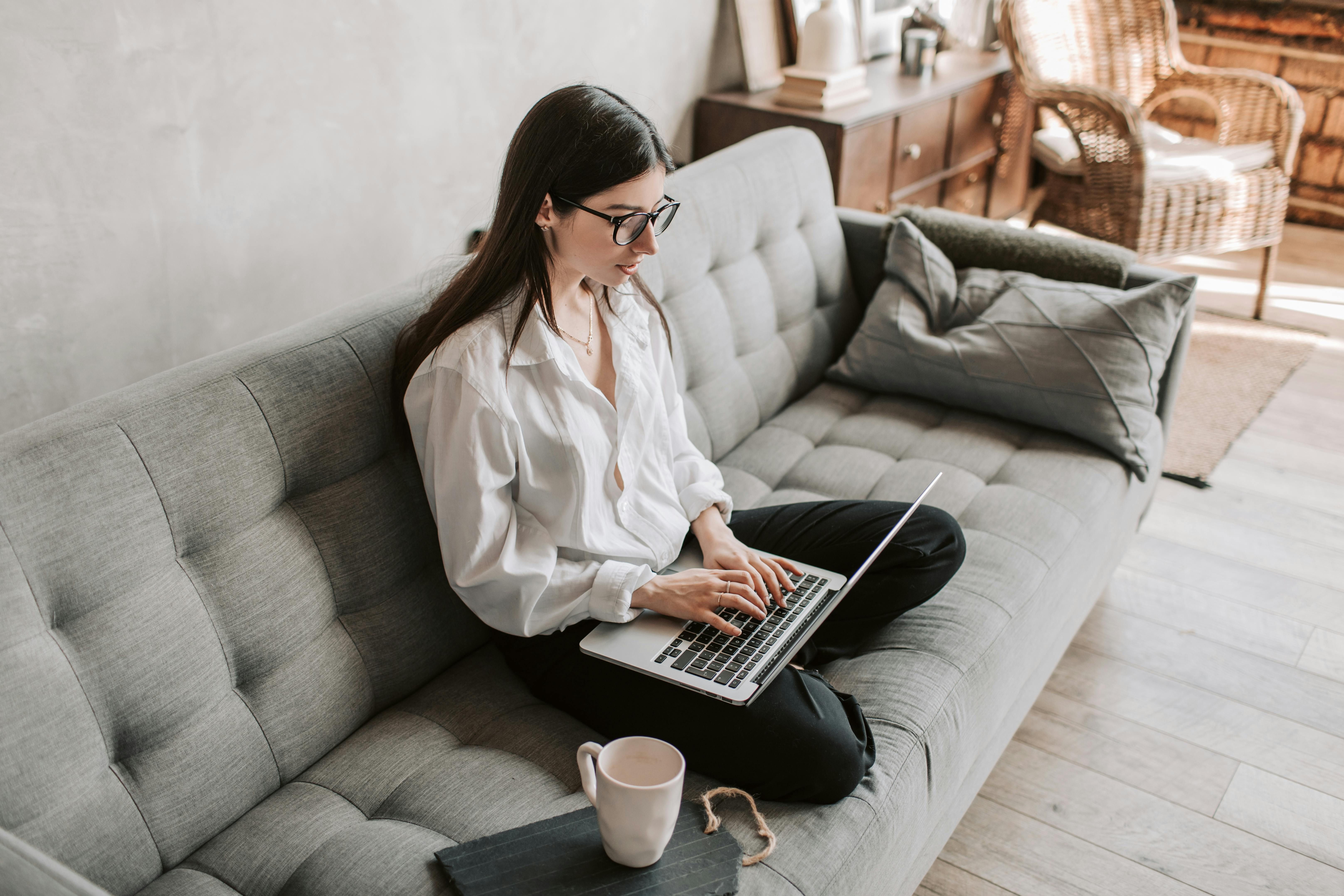 2027 How to Become a Certified Medical Coder and Biller From Home: Salary & Career Paths thumbnail